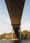 Bosporusbrücke von unten
